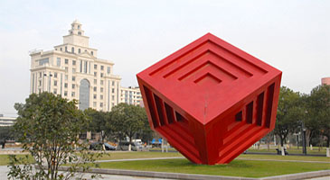 樂都無錫綠色生態(tài)雕塑是如何提升城市文化品位的？
