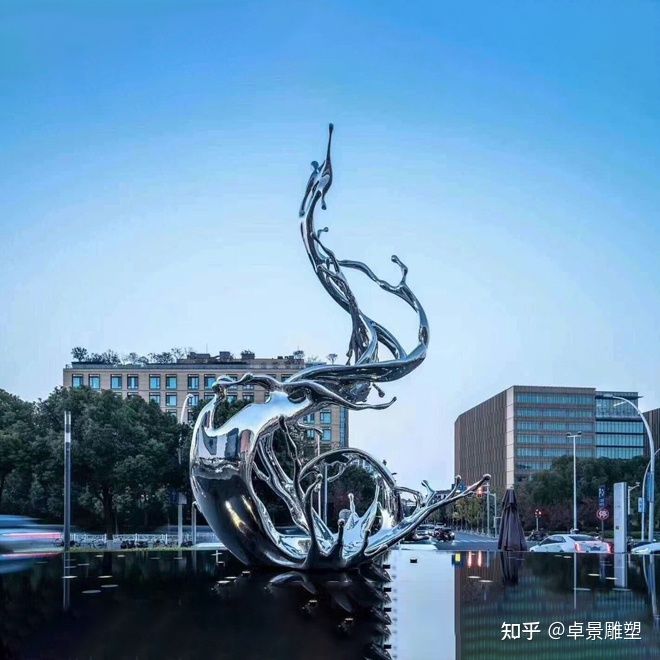 福海蘇州玻璃鋼雕塑在藝術(shù)表現(xiàn)力上有哪些獨(dú)特之處？